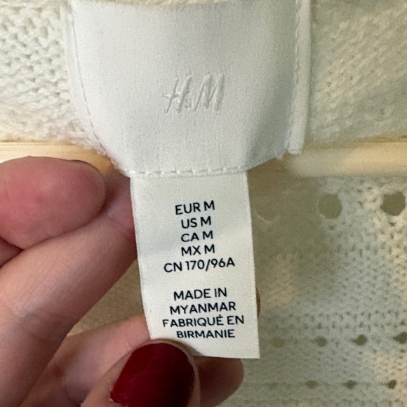 H&M Crochet Knit Cream Cardigan Sweater - Picture 2 of 3